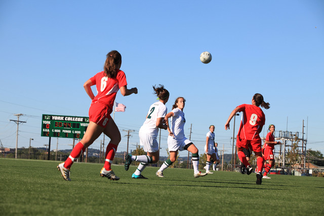 FIFA backs research into ACL injury rates among women