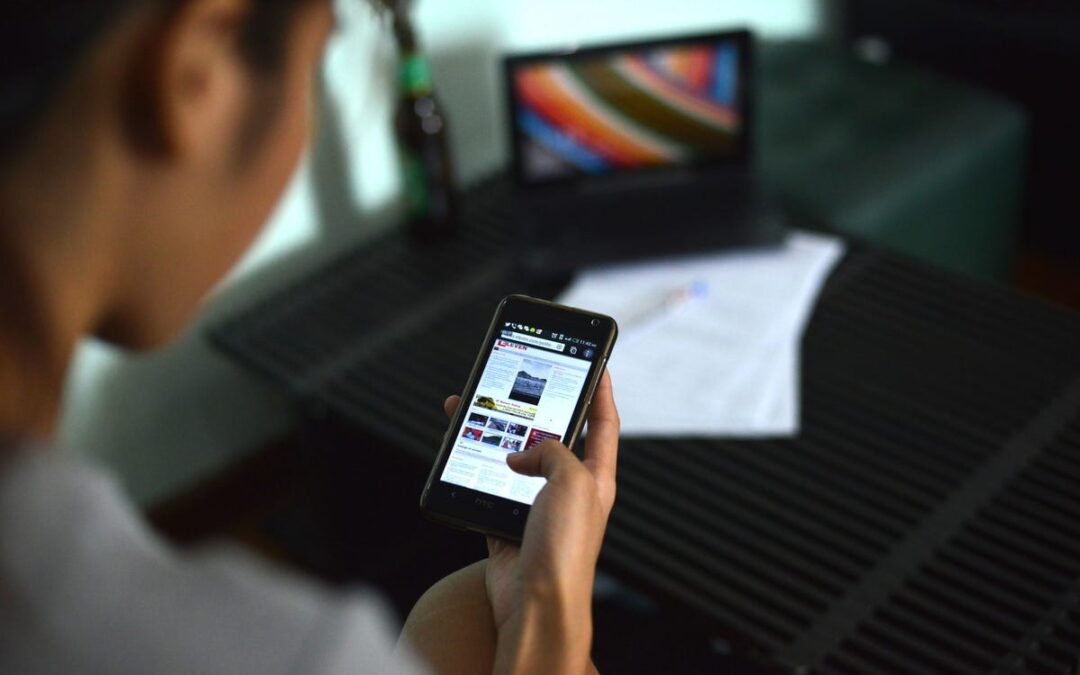 Uplifting Users: Instagram Handles to brighten up your feed