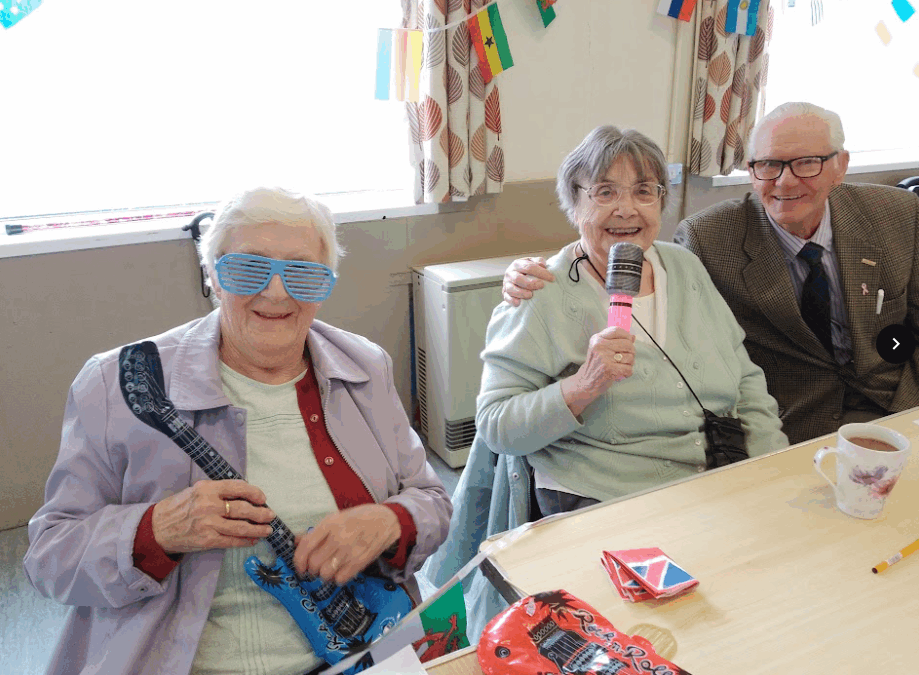 Combatting loneliness – Award-winning charity b:friend